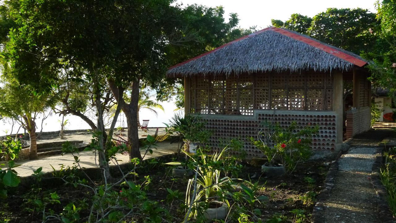 Moalboal T Breeze Coastal Resort Luaran gambar